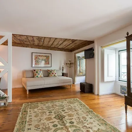 아파트 Charming Travessa Do Alcaide 리스본