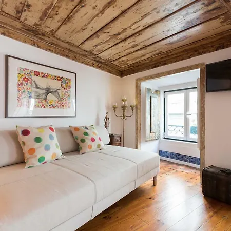 Charming Travessa Do Alcaide Lisbona